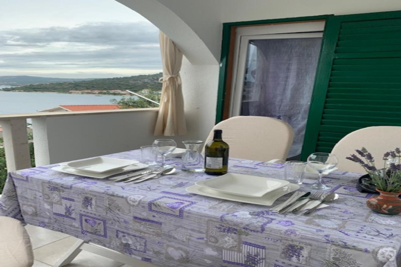 Holiday Apartments Lucic - Feels Like Home, Away From Home Ražanj Extérieur photo